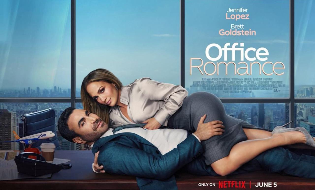 مشاهدة فيلم Office Romance 2026 مترجم